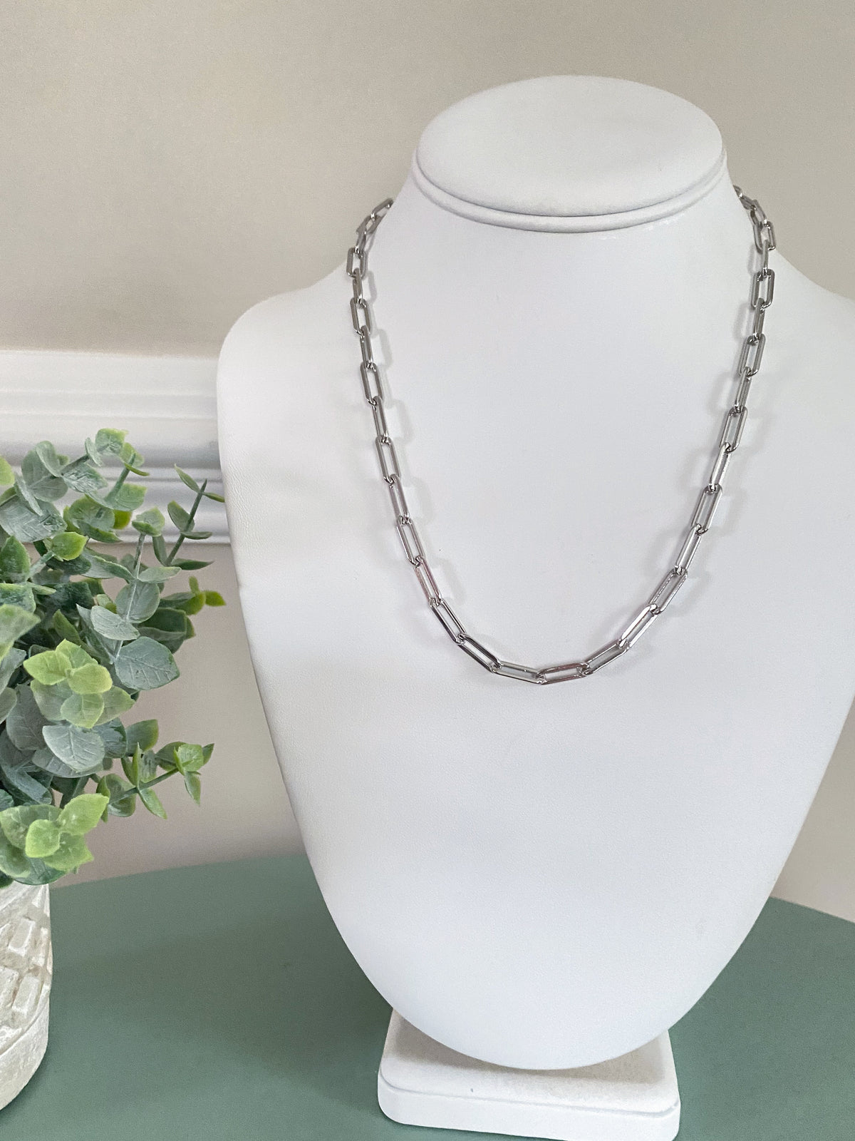 The Leo Paperclip Necklace- Silver