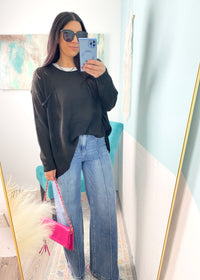 'Elise' Black Oversized Lightweight Sweater with Pocket-Perfectly oversized, effortless chic look every time you put this black sweater on. The lightweight sweater fabric will work for multiple seasons including Spring!-Cali Moon Boutique, Plainville Connecticut