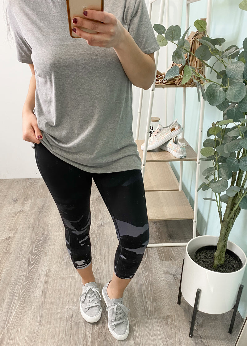 'Blended' Ombre Camo Capri Compression Leggings-Cali Moon Boutique, Plainville Connecticut