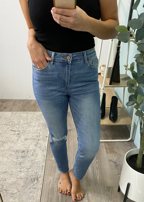 'Tori' Light Wash Skinny Jeans-Cali Moon Boutique, Plainville Connecticut
